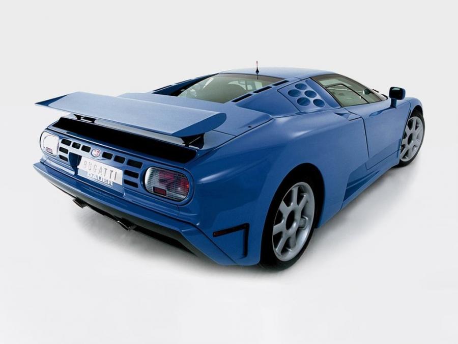 Bugatti EB110 SS by Dauer 1998 года  (фото 3 из 13)